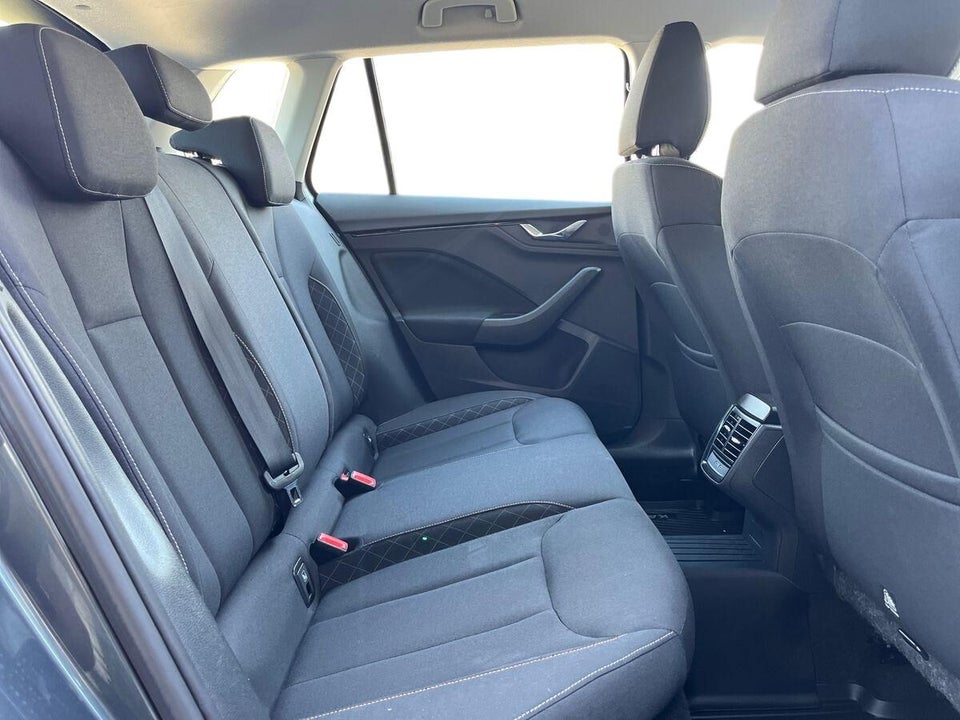 Skoda Kamiq 1,0 TSi 110 Dynamic DSG 5d