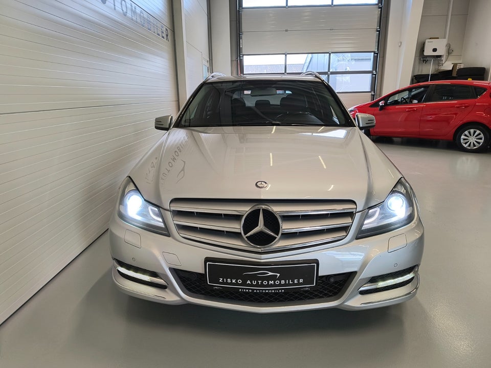 Mercedes C200 2,2 CDi Elegance stc. aut. BE 5d