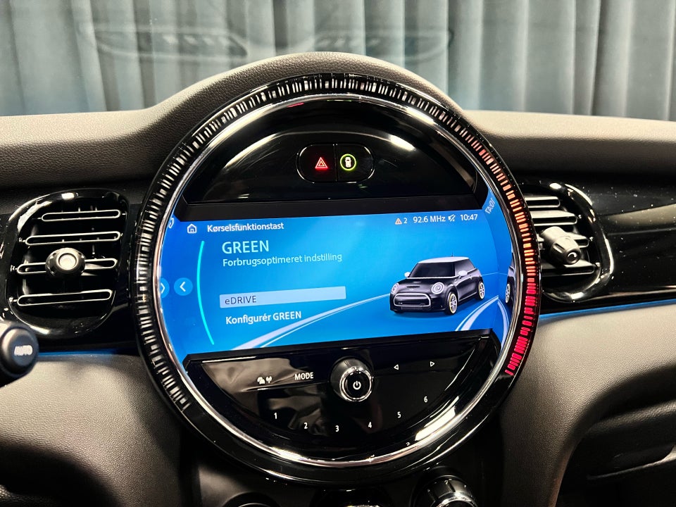 MINI Cooper SE Classic Trim 3d