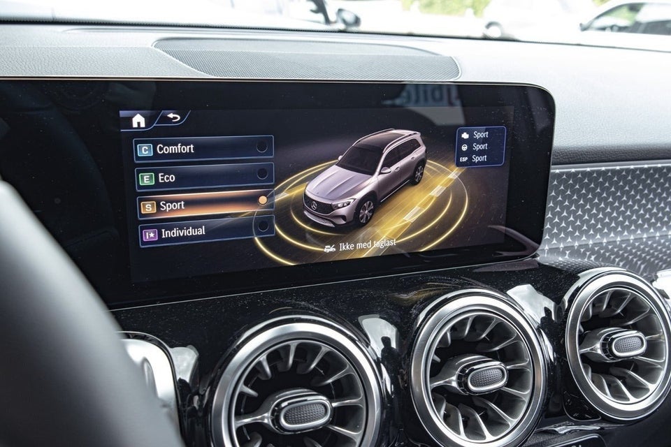 Mercedes EQB300 Progressive 4Matic 5d