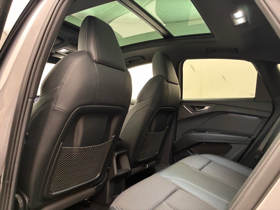 Audi Q4 e-tron 40 S-line Sportback 5d