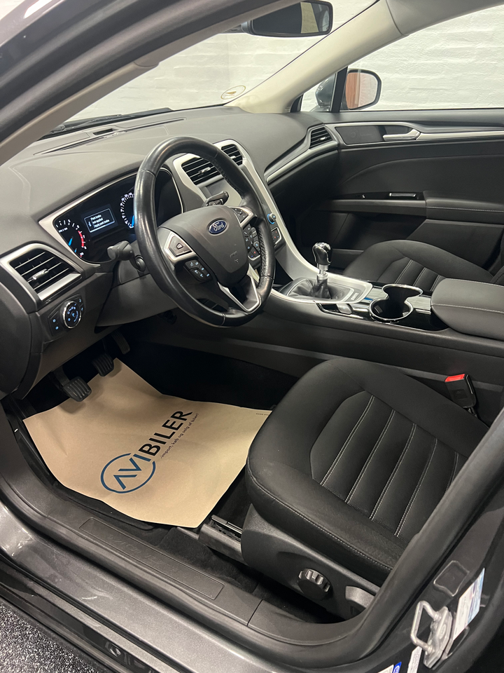 Ford Mondeo 1,5 SCTi 160 Titanium 5d