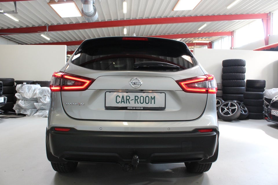 Nissan Qashqai 1,6 Dig-T 163 Acenta 5d