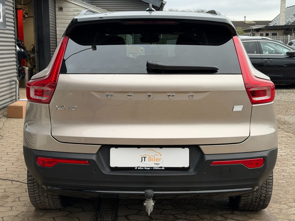 Volvo XC40 ReCharge Extended Range Core 5d