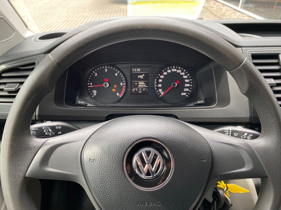 VW Transporter 2,0 TDi 102 Mandskabsvogn 5d