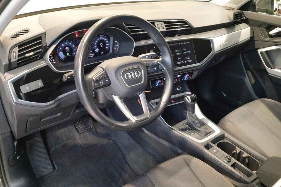 Audi Q3 35 TFSi Sportback S-tr. 5d