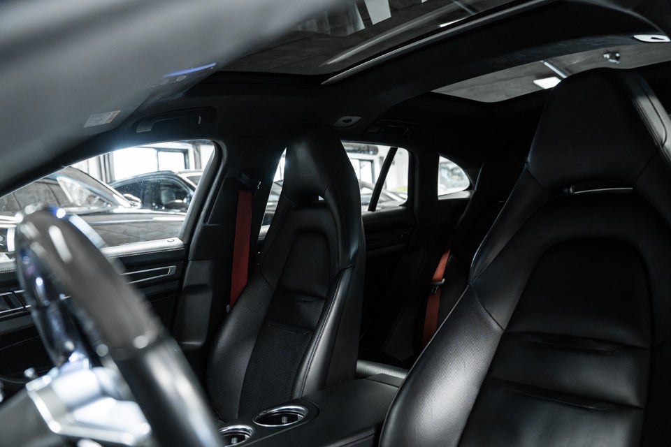 Porsche Panamera Turbo 4,0 Sport Turismo PDK 5d