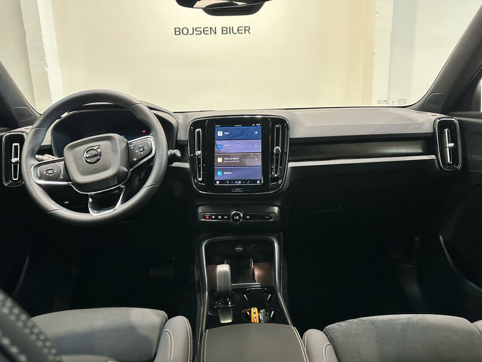 Volvo XC40 ReCharge Extended Range Plus 5d