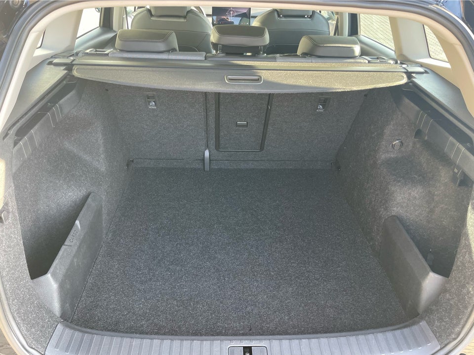 Skoda Enyaq 80 iV Loft 5d