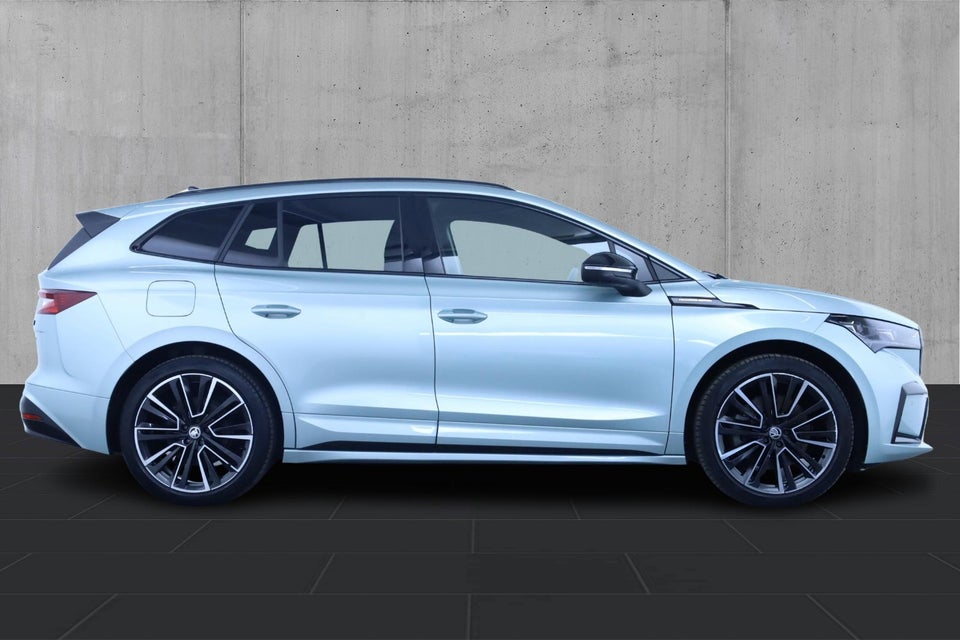 Skoda Enyaq 80x iV Founders Edition 5d