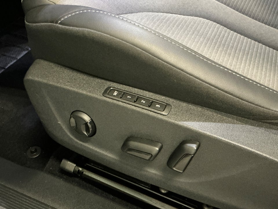 Skoda Enyaq 80 iV Loft 5d