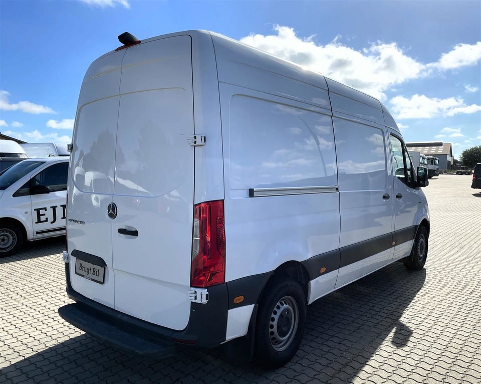 Mercedes eSprinter 312 A2 Kassevogn 3p