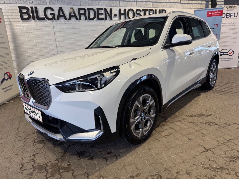 BMW iX1 eDrive20 X-Line 5d