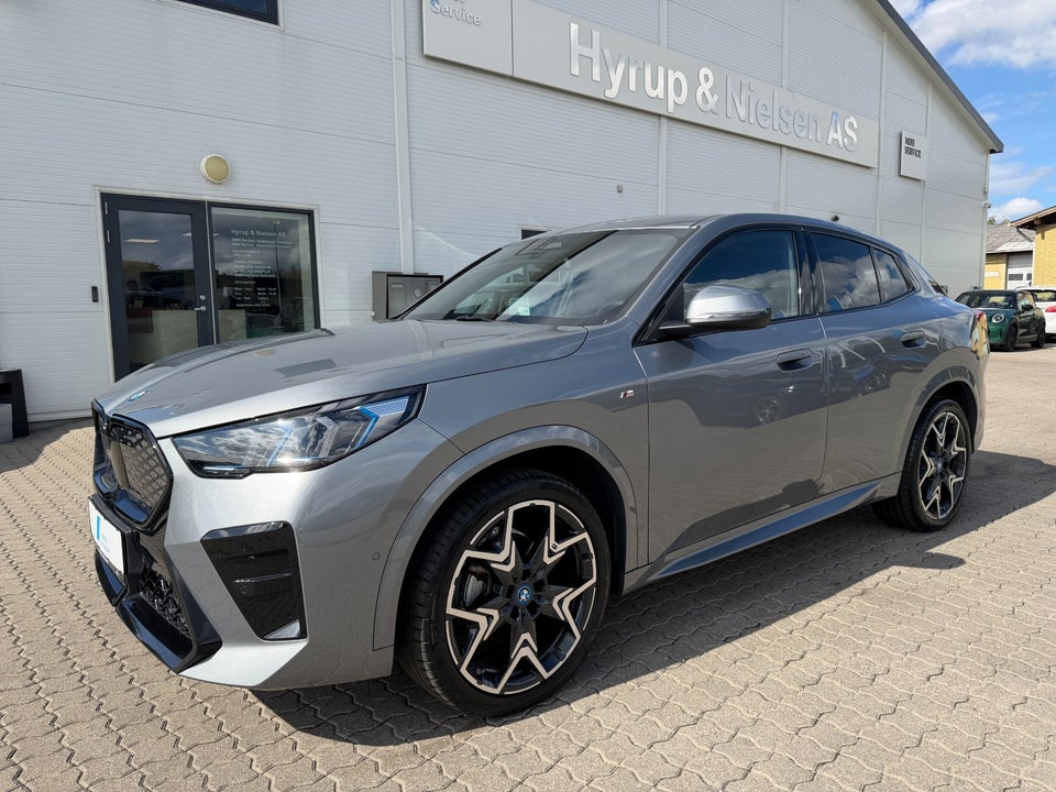 BMW iX2 eDrive20 M-Sport Premium 5d