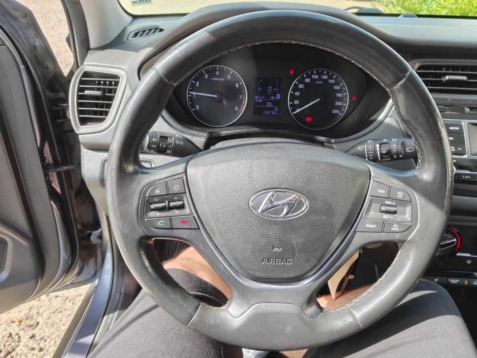 Hyundai i20 Active Cross 1,0 T-GDi Life+ 5d