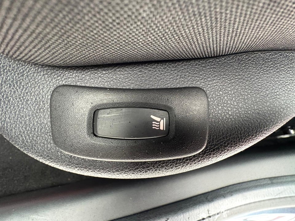 Renault Clio IV 0,9 TCe 90 Limited 5d