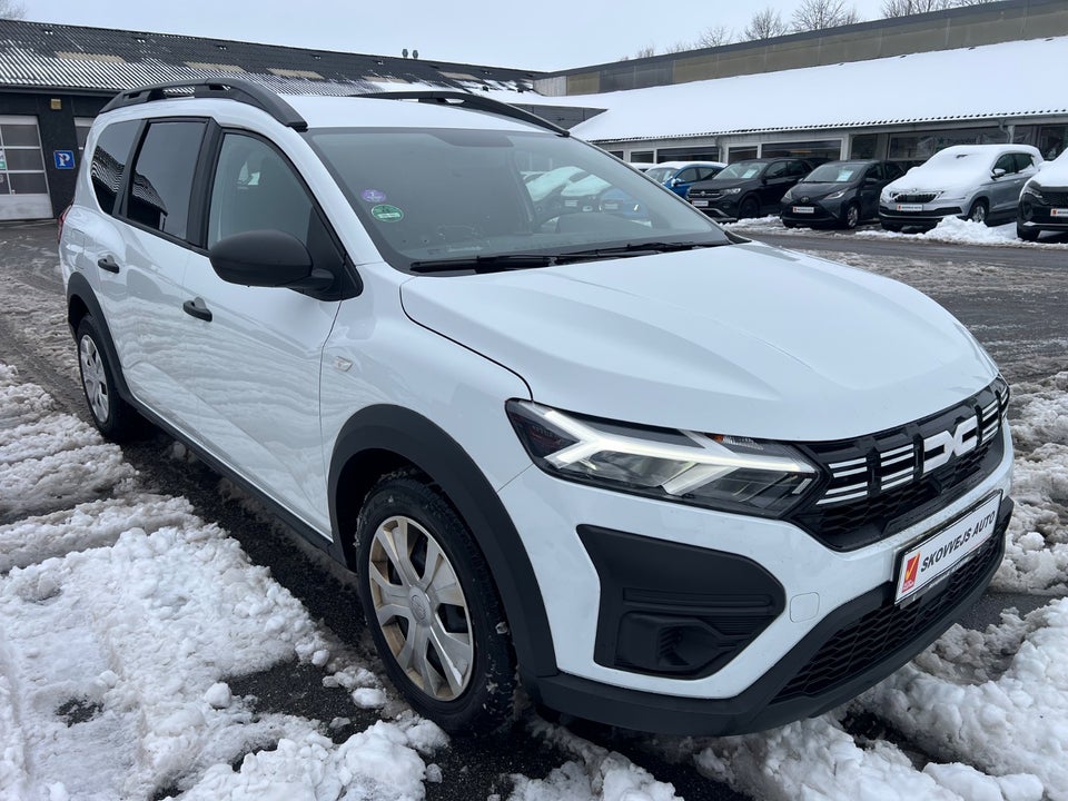 Dacia Jogger 1,0 TCe 110 Essential 7prs 5d