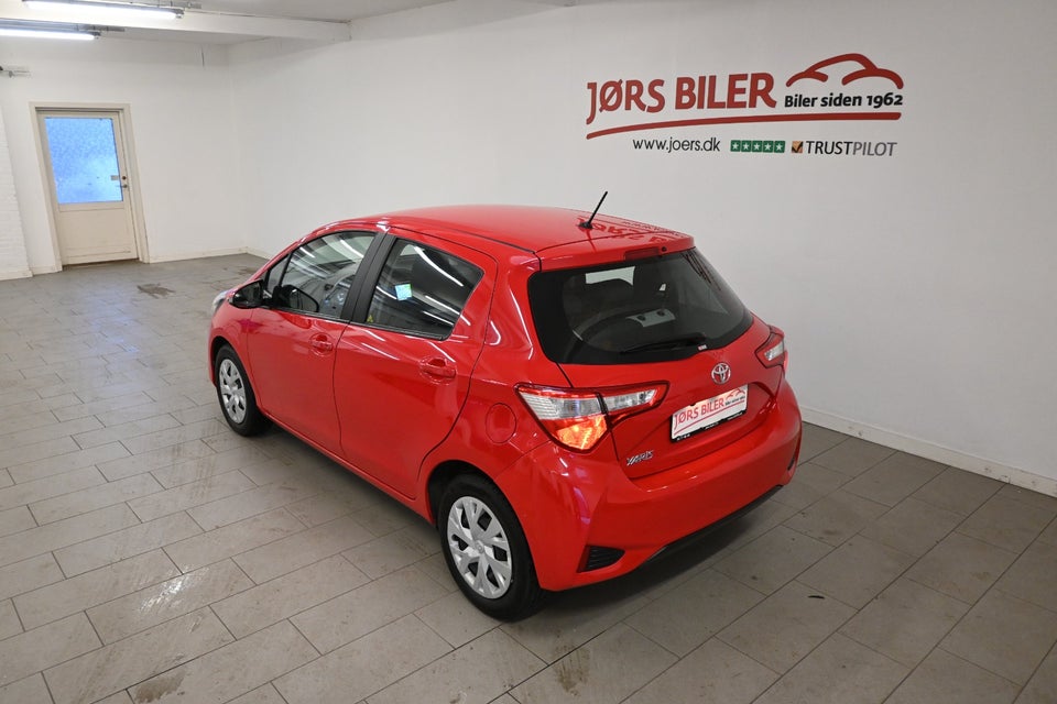 Toyota Yaris 1,0 VVT-i T2 5d