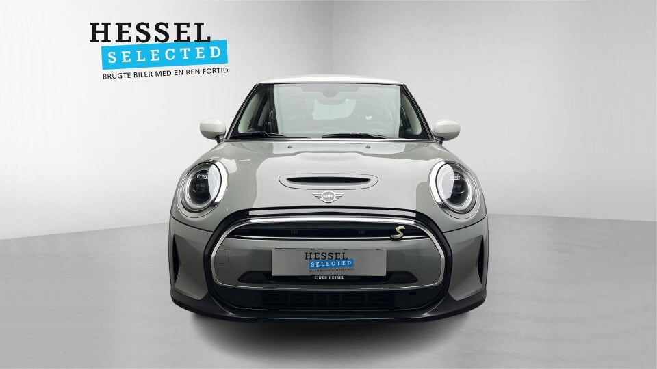 MINI Cooper SE Essential 3d