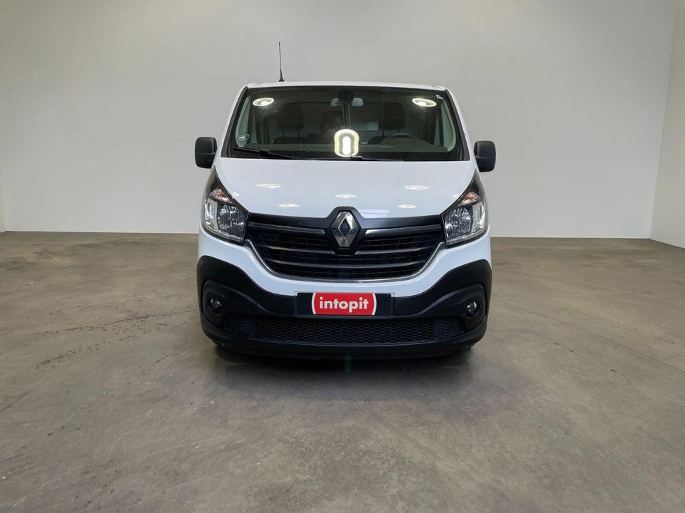 Renault Trafic T29 2,0 dCi 145 L2H1