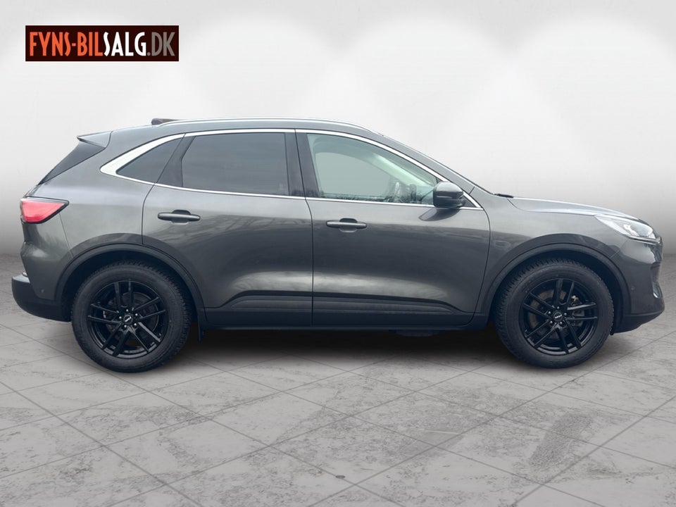 Ford Kuga 2,5 PHEV Titanium CVT 5d