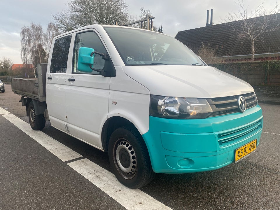 VW Transporter 2,0 TDi 140 Db.Kab m/lad 4d