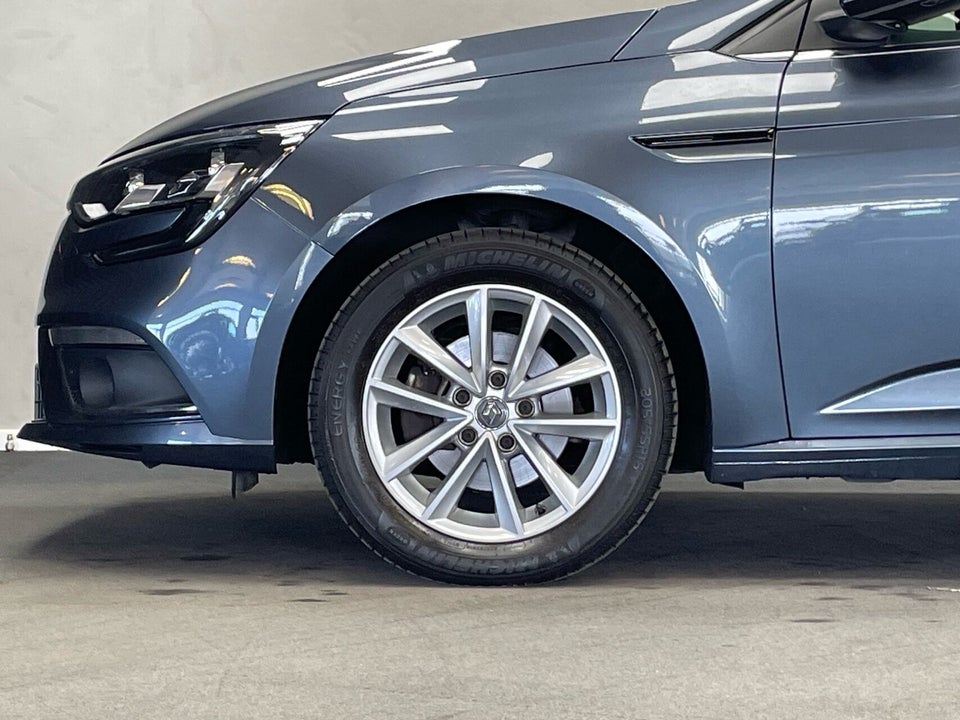 Renault Megane IV 1,2 TCe 130 Zen 5d