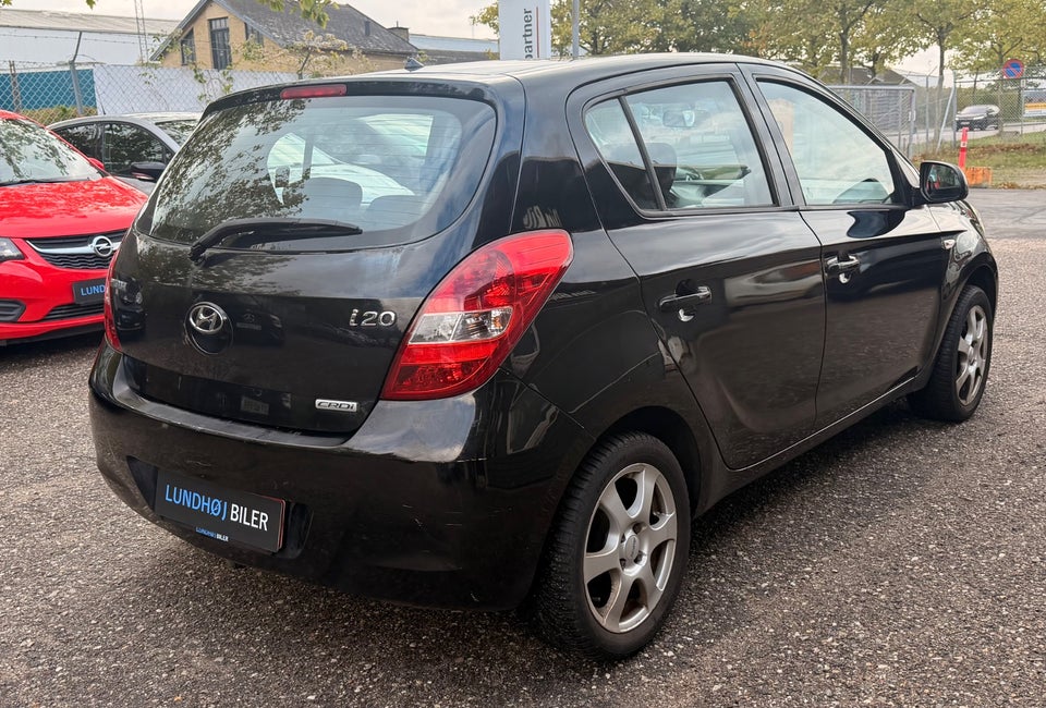 Hyundai i20 1,4 CRDi 90 Comfort 5d