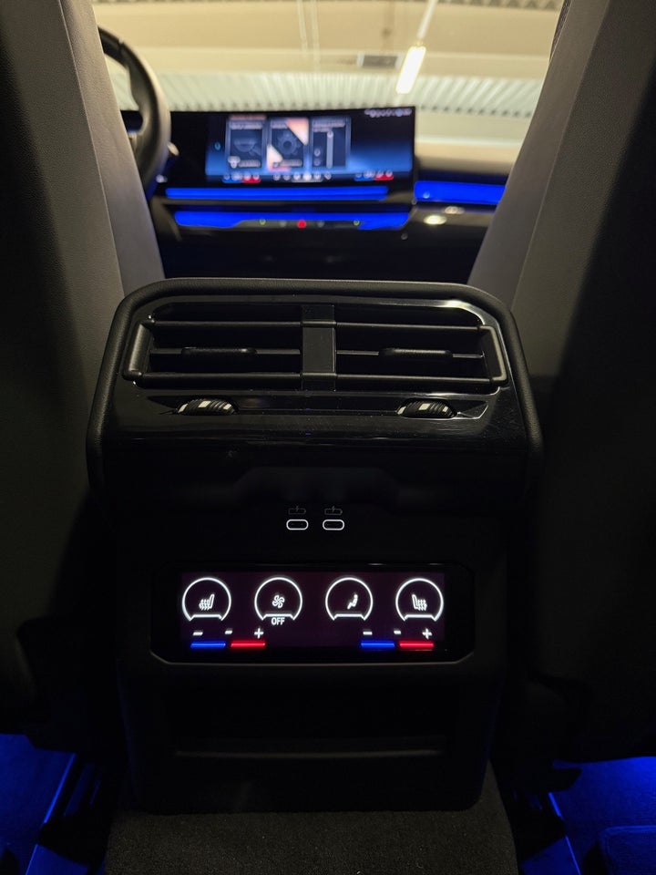 BMW i5 eDrive40 Fully Charged M-Sport 4d