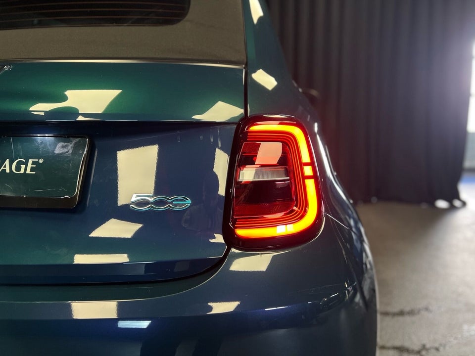 Fiat 500e 42 Icon Cabrio 2d