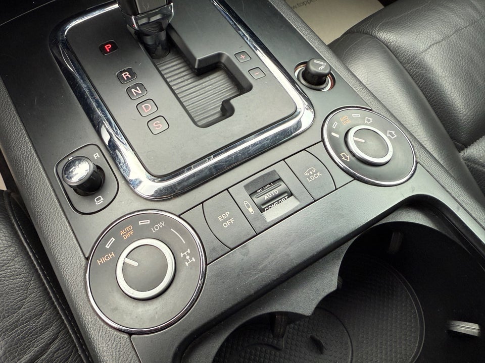 VW Touareg 3,0 TDi 4Motion Van 5d