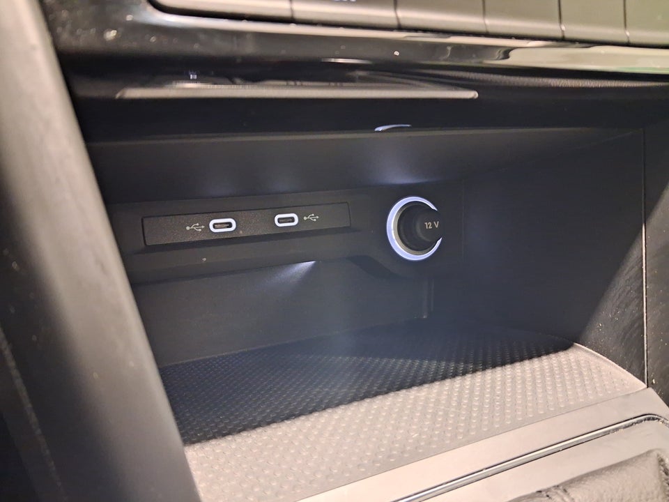 VW Touran 2,0 TDi 150 Comfortline DSG Van 5d