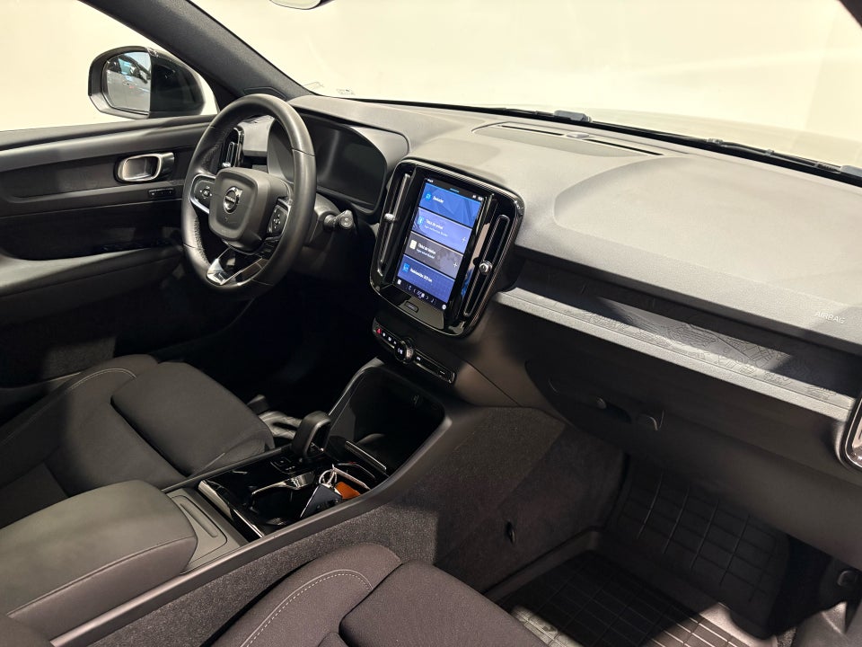 Volvo XC40 ReCharge Plus 5d