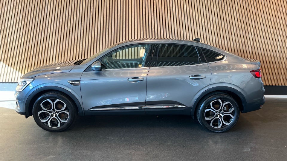 Renault Arkana 1,6 E-Tech Intens 5d