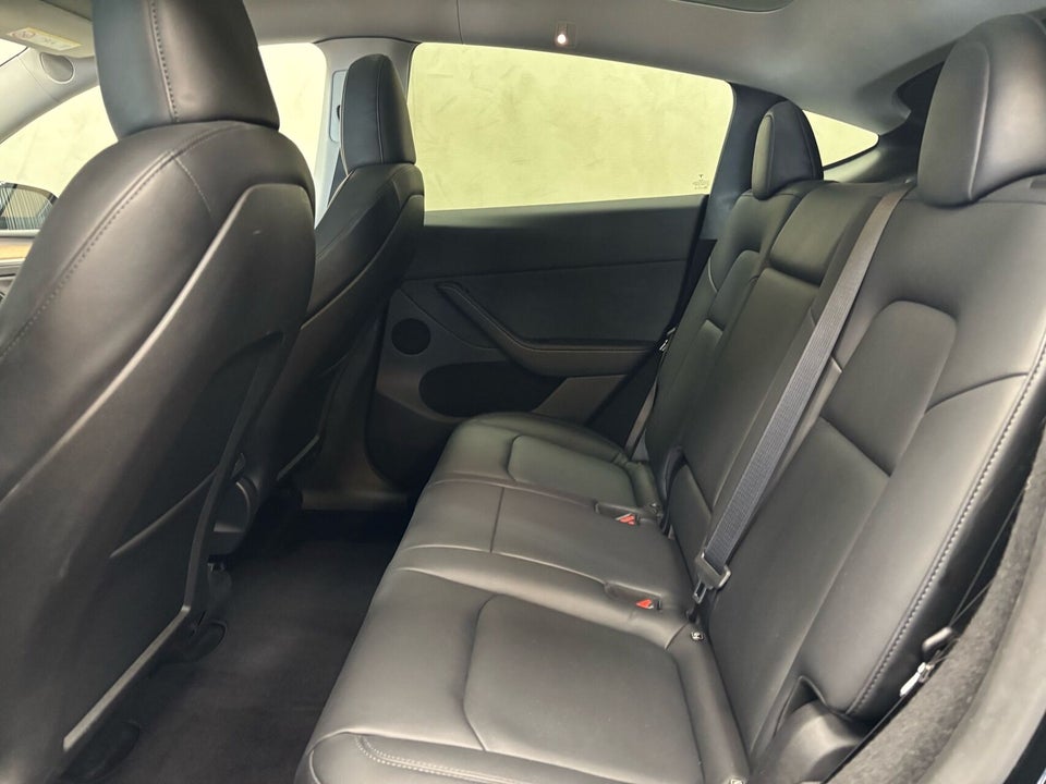 Tesla Model Y Performance AWD 5d