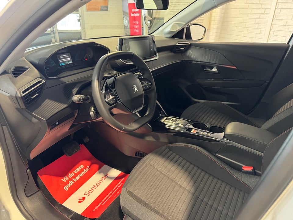 Peugeot e-208 50 Active 5d