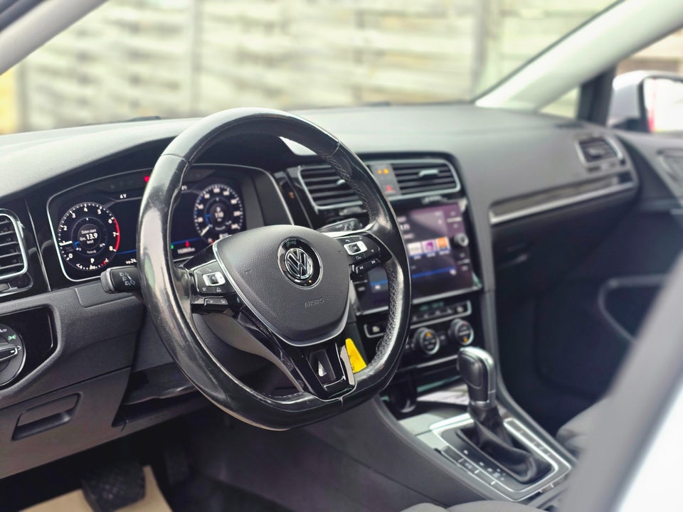 VW Golf VII 1,5 TSi 150 Highline DSG 5d