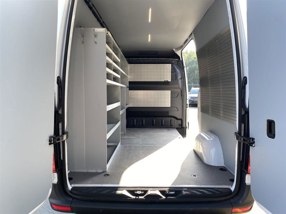 Mercedes Sprinter 317 2,0 CDi A2 Kassevogn aut. RWD