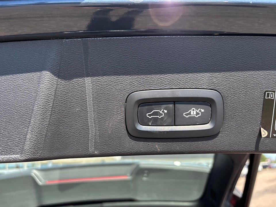 Volvo XC40 1,5 T4 ReCharge Inscription X aut. 5d