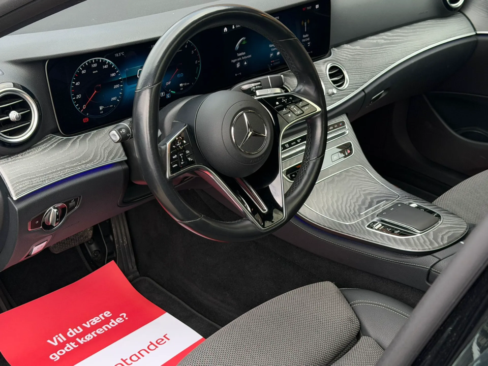 Mercedes E300 de 2,0 AMG Line aut. 4d