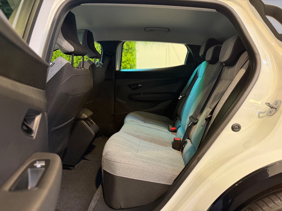 Renault Megane E-Tech 40 Equilibre 5d