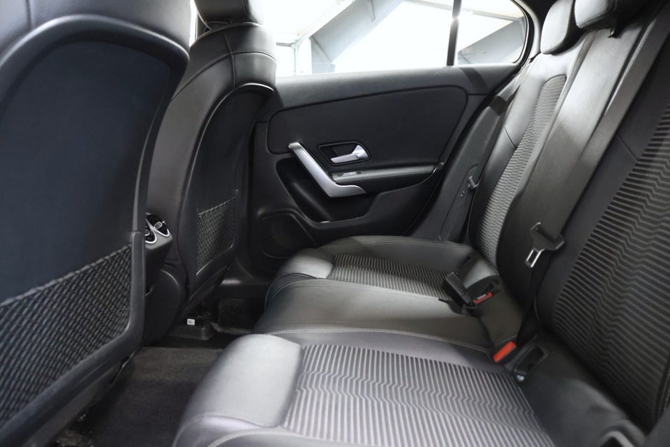 Mercedes A200 1,3 Progressive Line aut. 5d