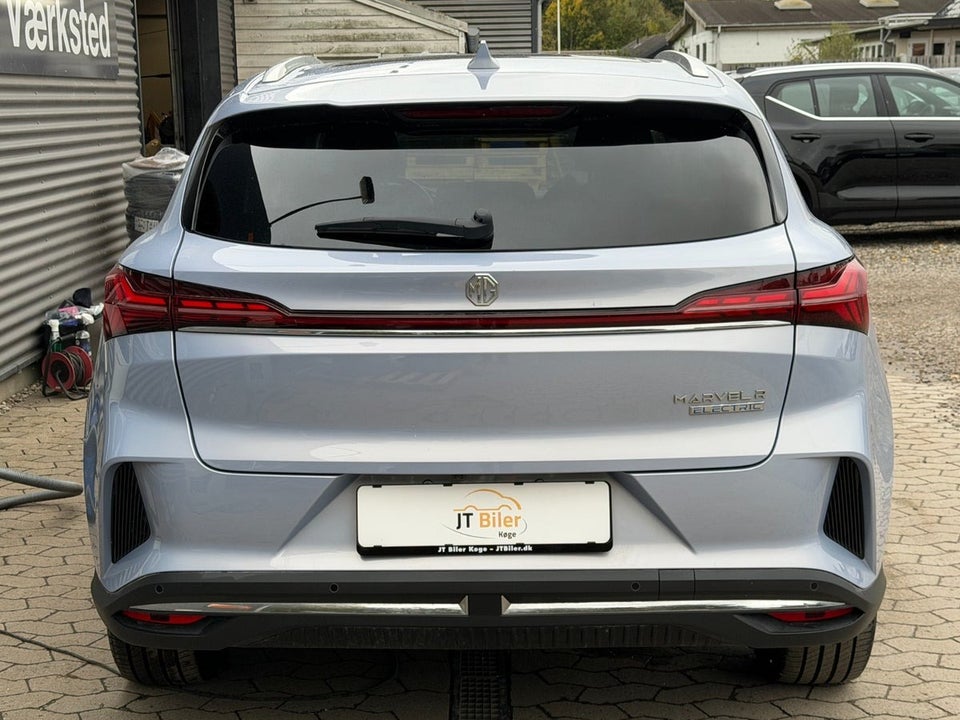 MG Marvel R Luxury 5d