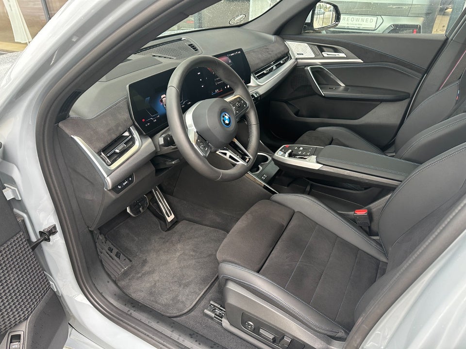 BMW iX2 xDrive30 Fully Charged 5d