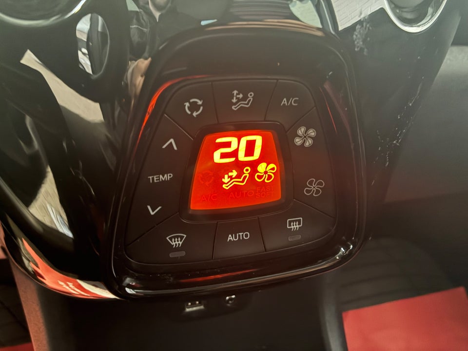 Citroën C1 1,0 VTi Feel 5d