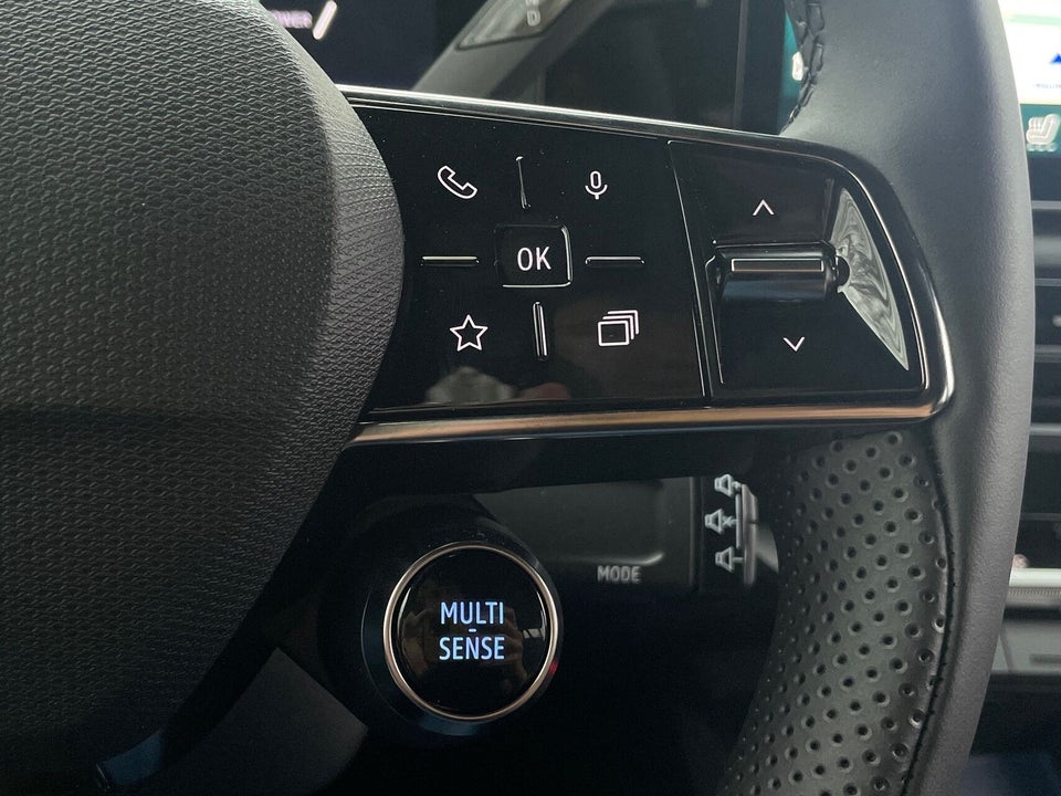 Renault 4 E-Tech 52 Iconic 5d