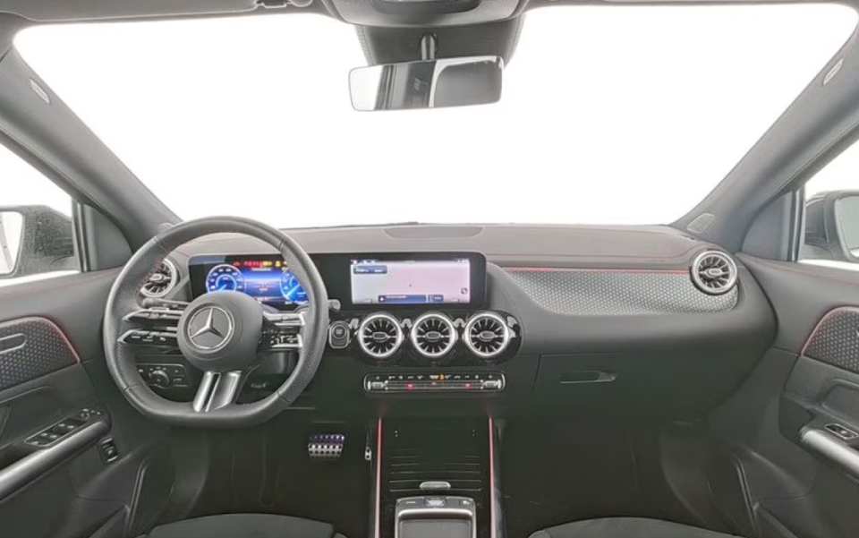 Mercedes EQA250+ AMG Advance 5d