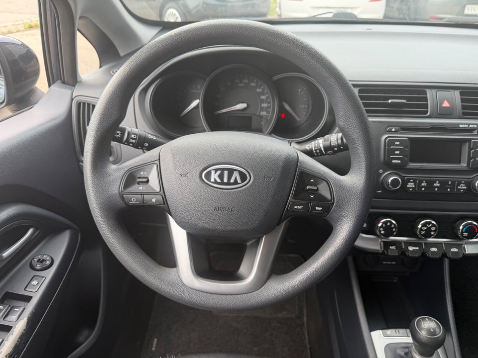 Kia Rio 1,4 CVVT Active 5d