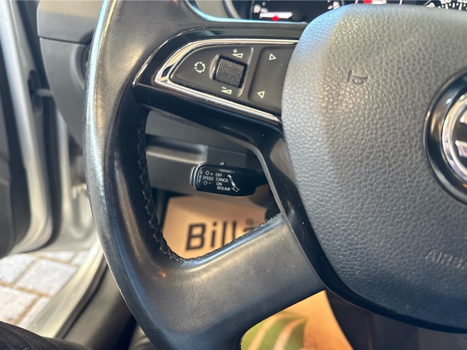 Skoda Octavia 1,6 TDi 110 Style Combi DSG 5d