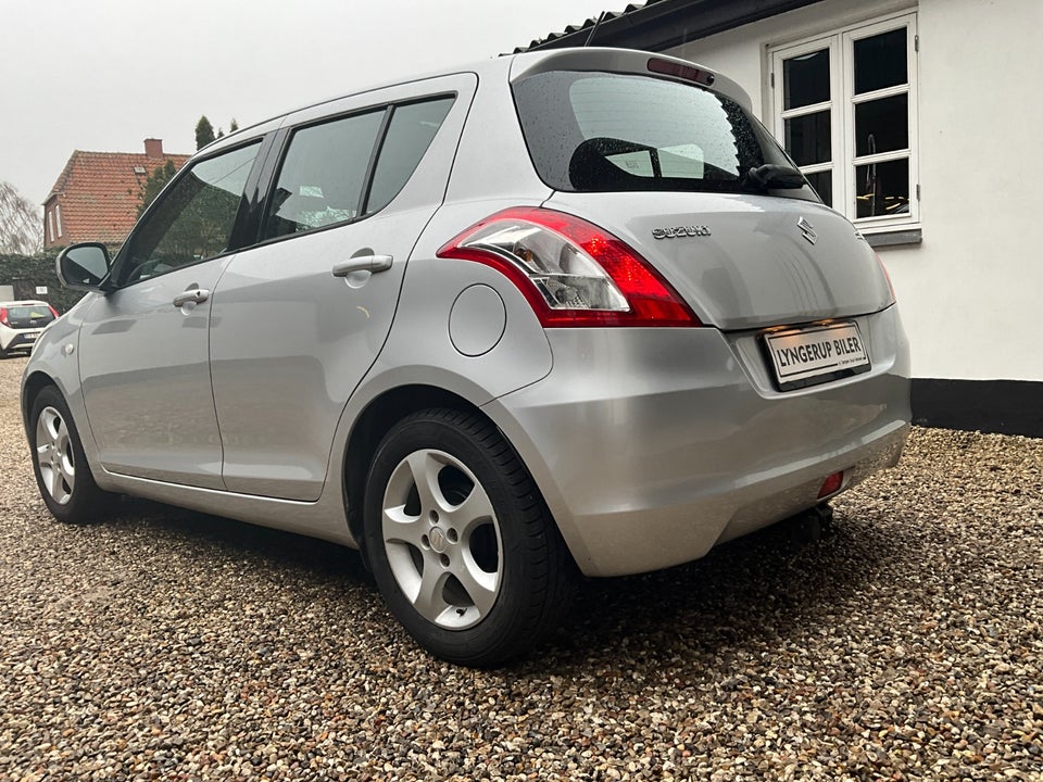 Suzuki Swift 1,2 Dualjet Comfort 5d